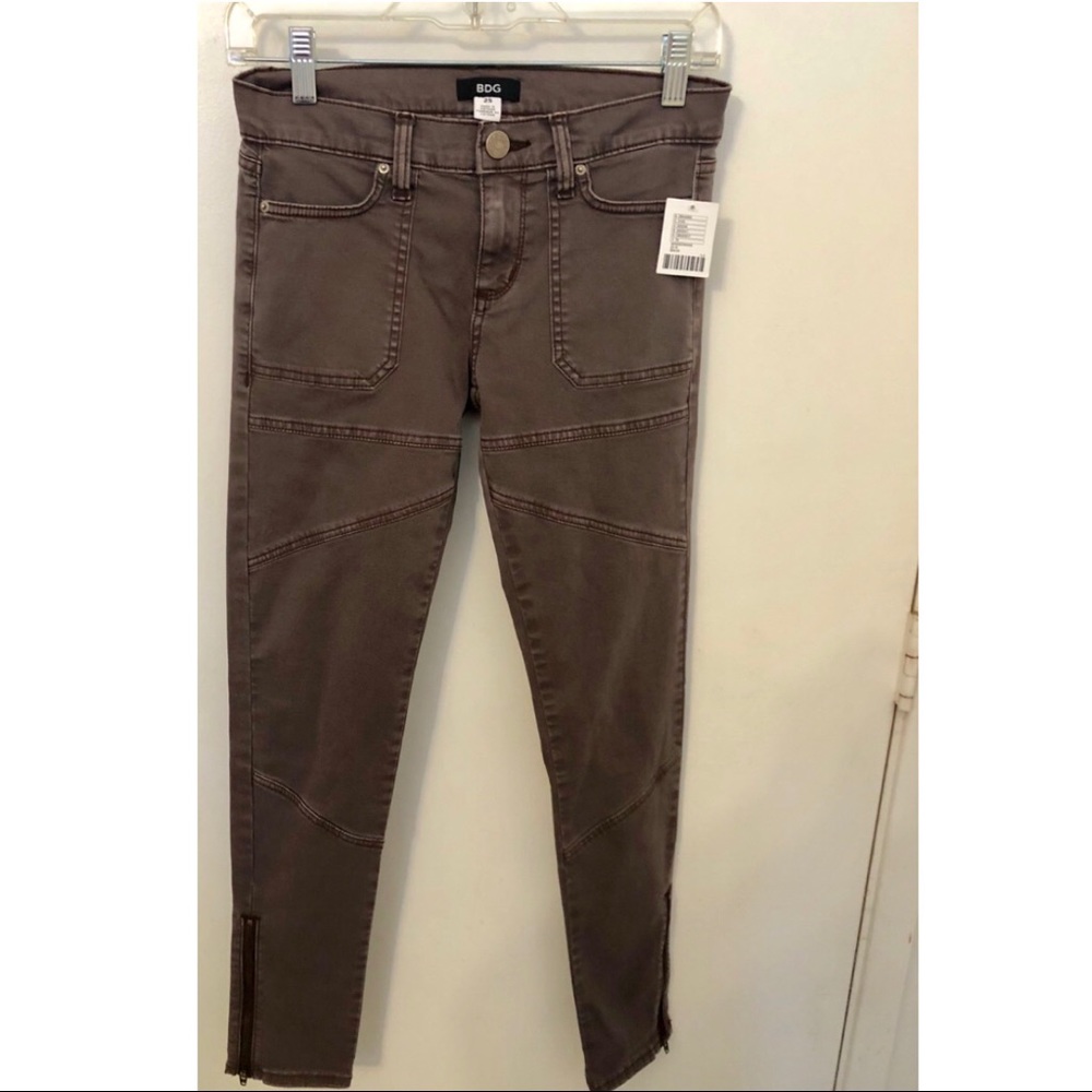 BDG NWT Urban Outfitters zip ankle pants size 25